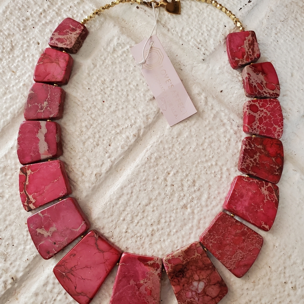 Love's Affect Valentina statement necklace